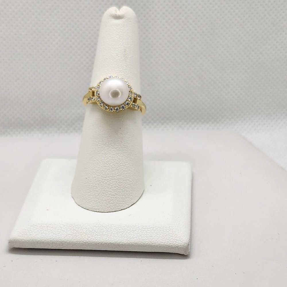 Brand New Sterling Silver 925 Pearl Round Ring